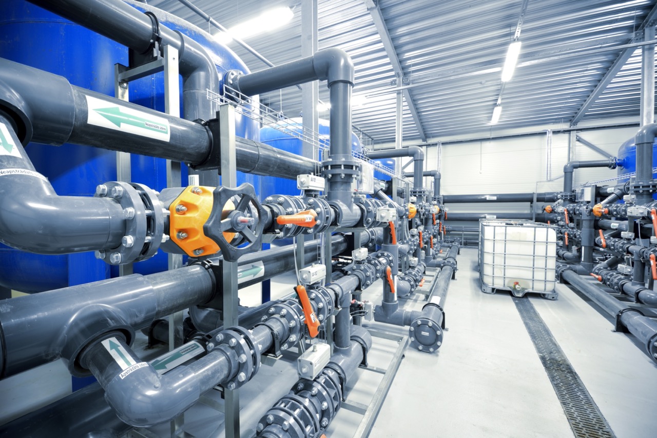 Tanks, Pipes and Valves